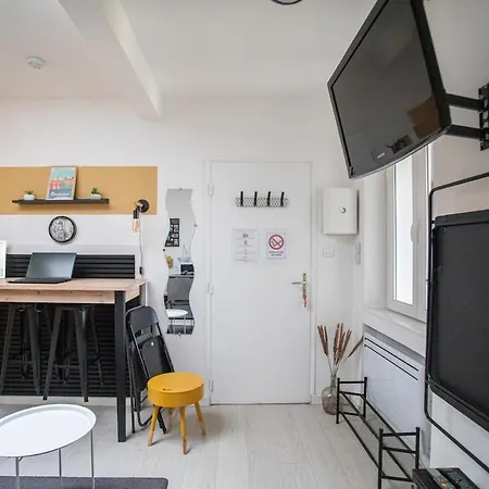 La Tête Dans Les étoiles, Emplacement Idéal Appartement